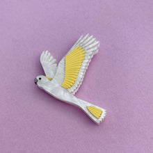 Load image into Gallery viewer, Sulphur Crested White Cockatoo brooch
