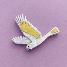 Load image into Gallery viewer, Sulphur Crested White Cockatoo brooch
